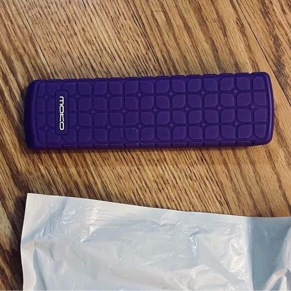 NWT 4 Silicone Remote Control Covers Streaming Device Remote Control Covers - Picture 5 of 6